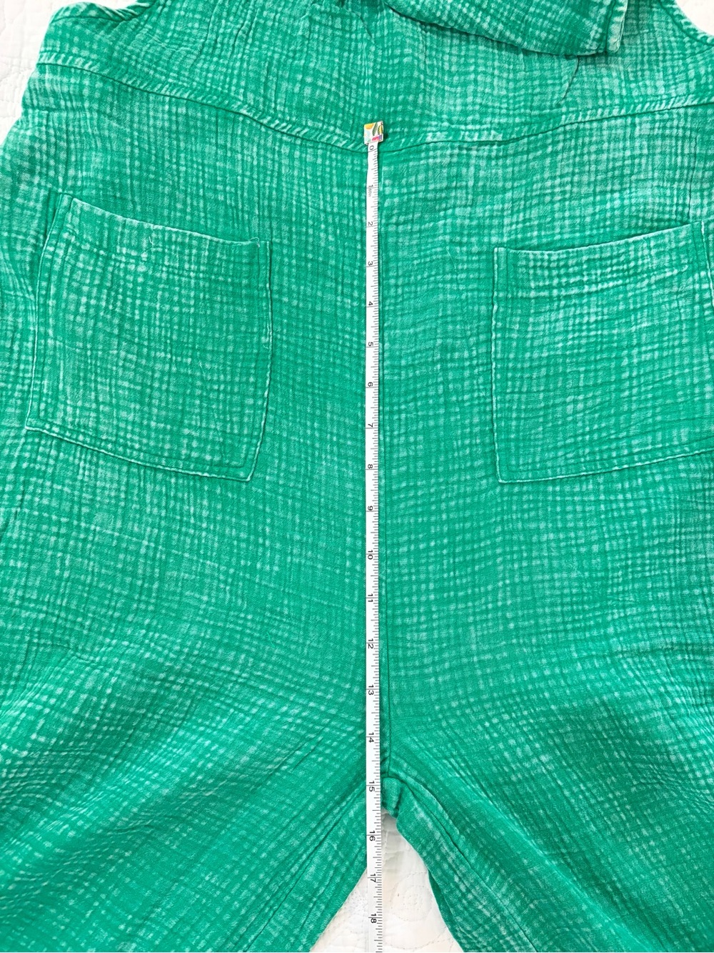 NWOT SZ L/XL Zenana Green Wide-Leg Jumpsuit with Front Pockets Stretchy - Picture 6 of 8